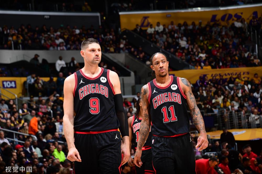 越多的女性 越多的女性